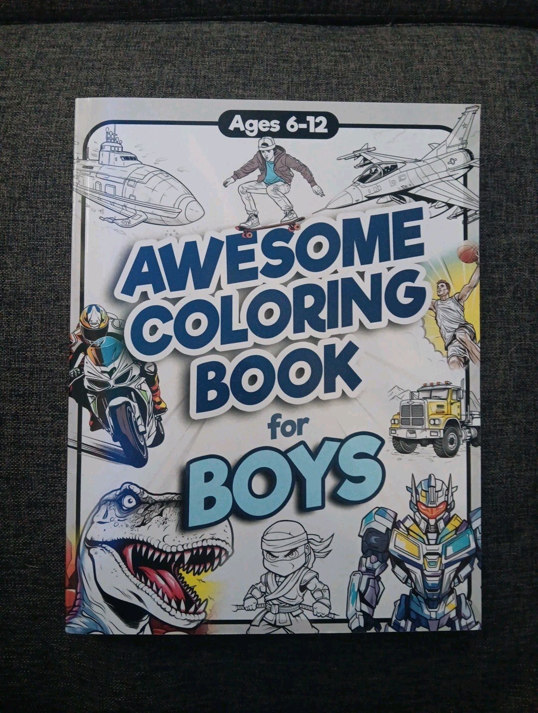 Awesome Coloring Book for Boys : Over 75 Coloring Activity Featuring Ninjas,…
