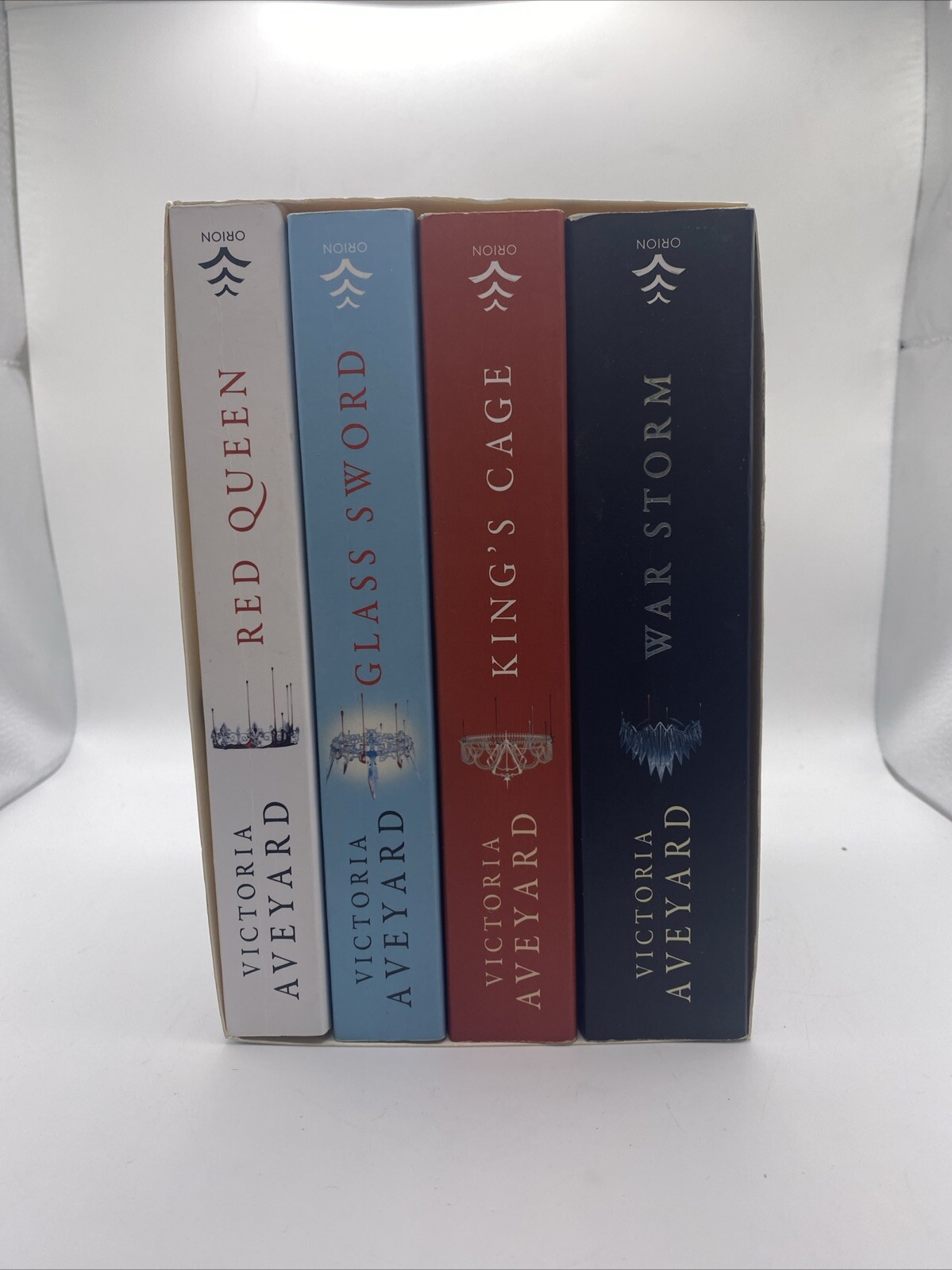 Red Queen Series 4 Books Collection Box Set by Victoria Aveyard [Red Queen, Glas
