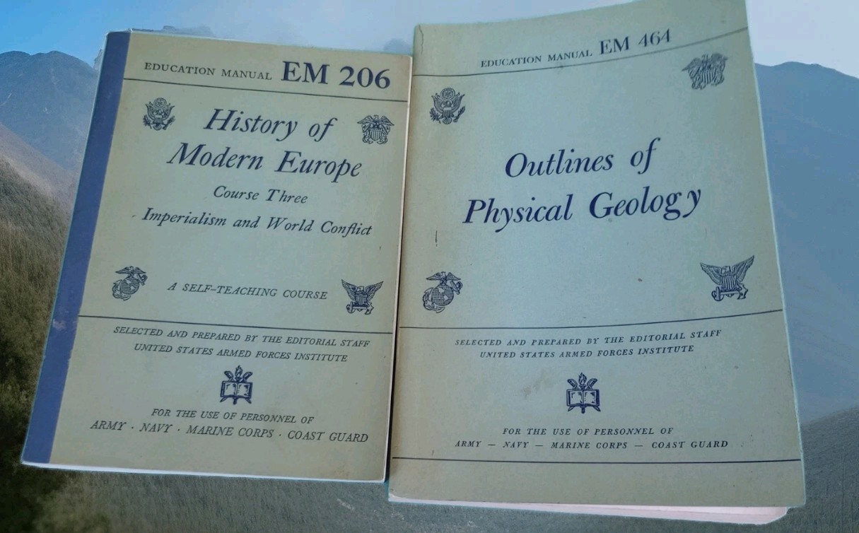 1940s Antique US Armed Forces Dept Education Manual WW2 ERA Book