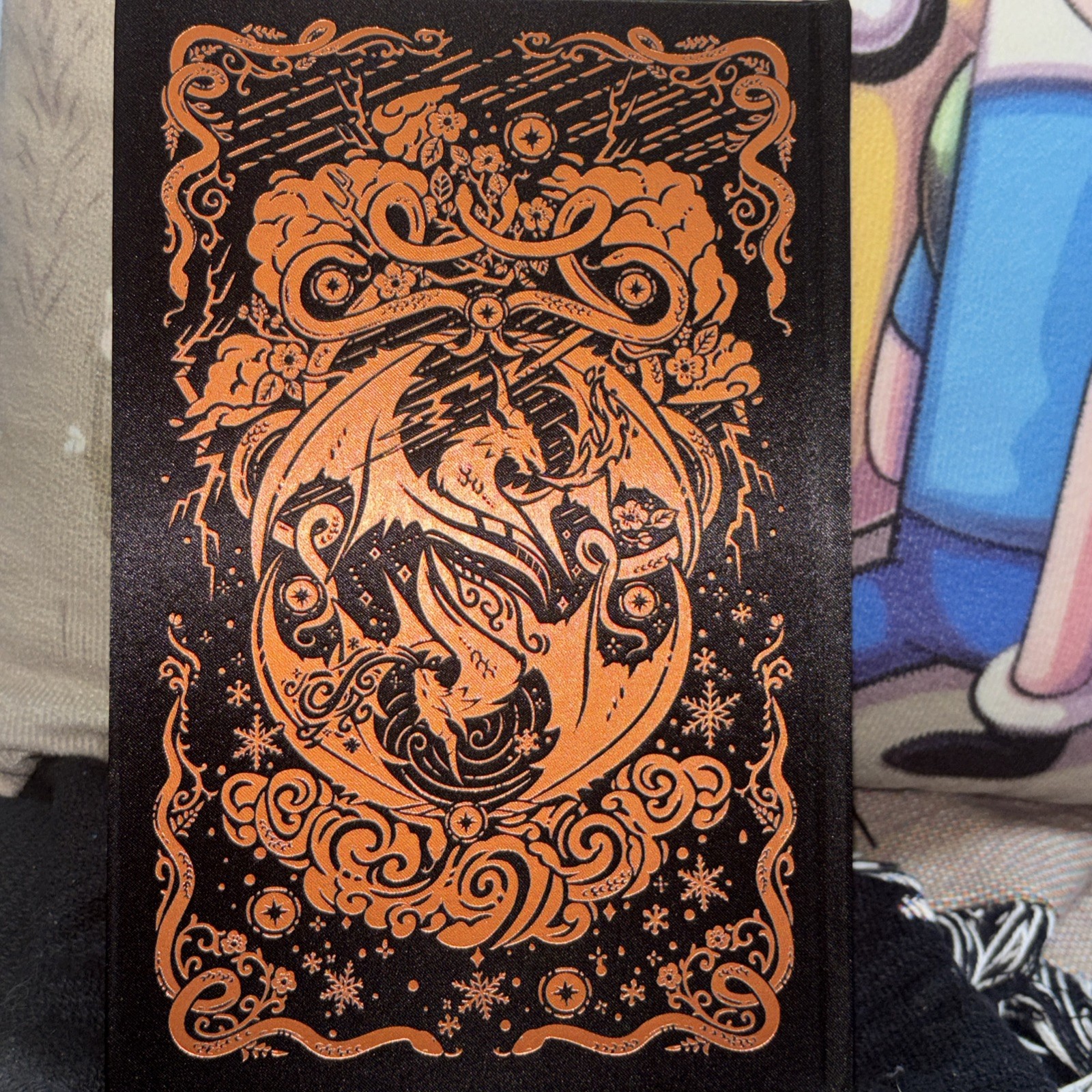Skyshade: Collector’s Edition Lightlark Saga 3 slight damage see photos