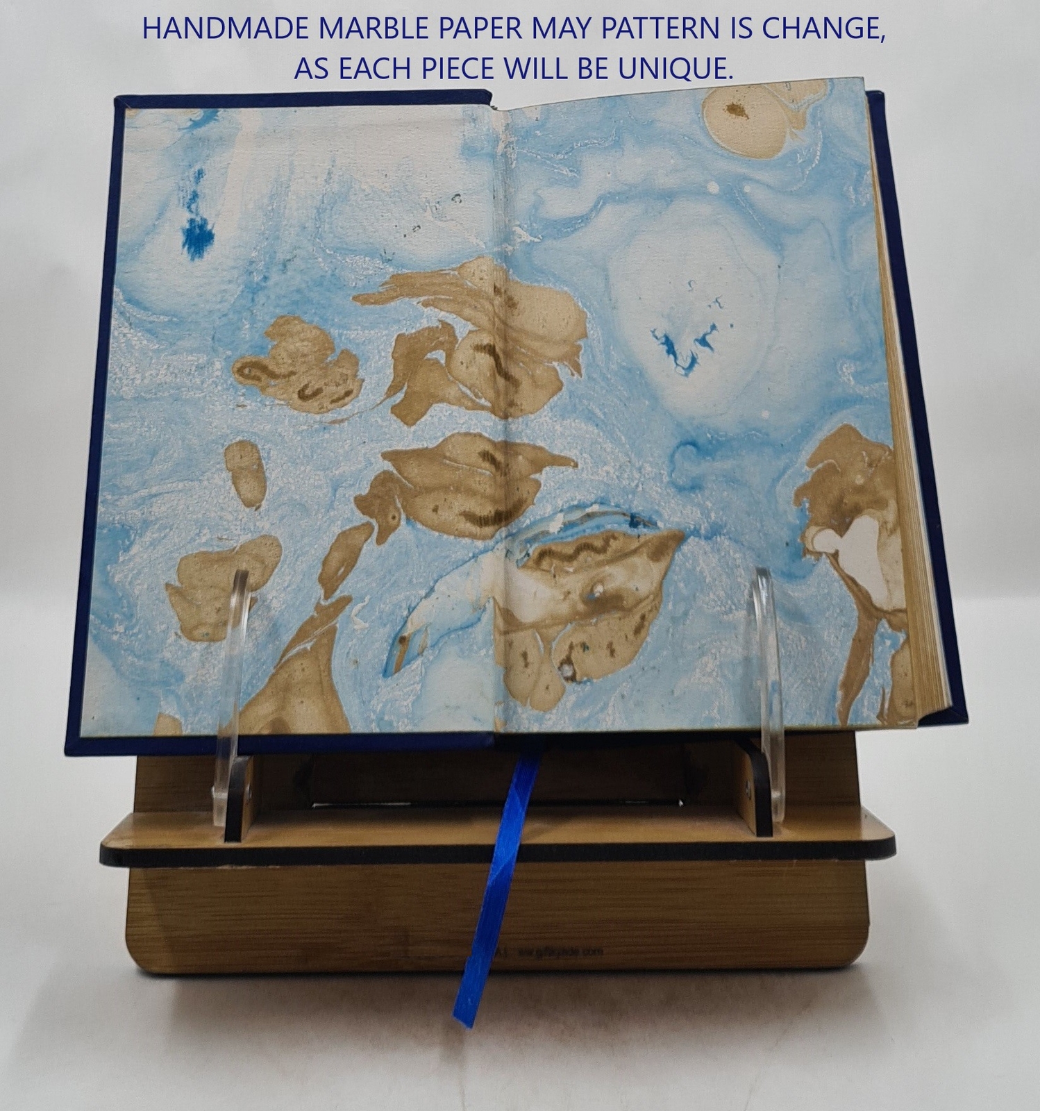 Pokemon: Super Extra Deluxe Essential Handbook: The Need [Premium Leather Bound]