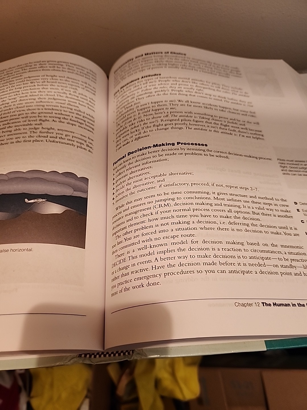 Pilot’s Manual: Ground School : All the Aeronautical Knowledge Required to Pass