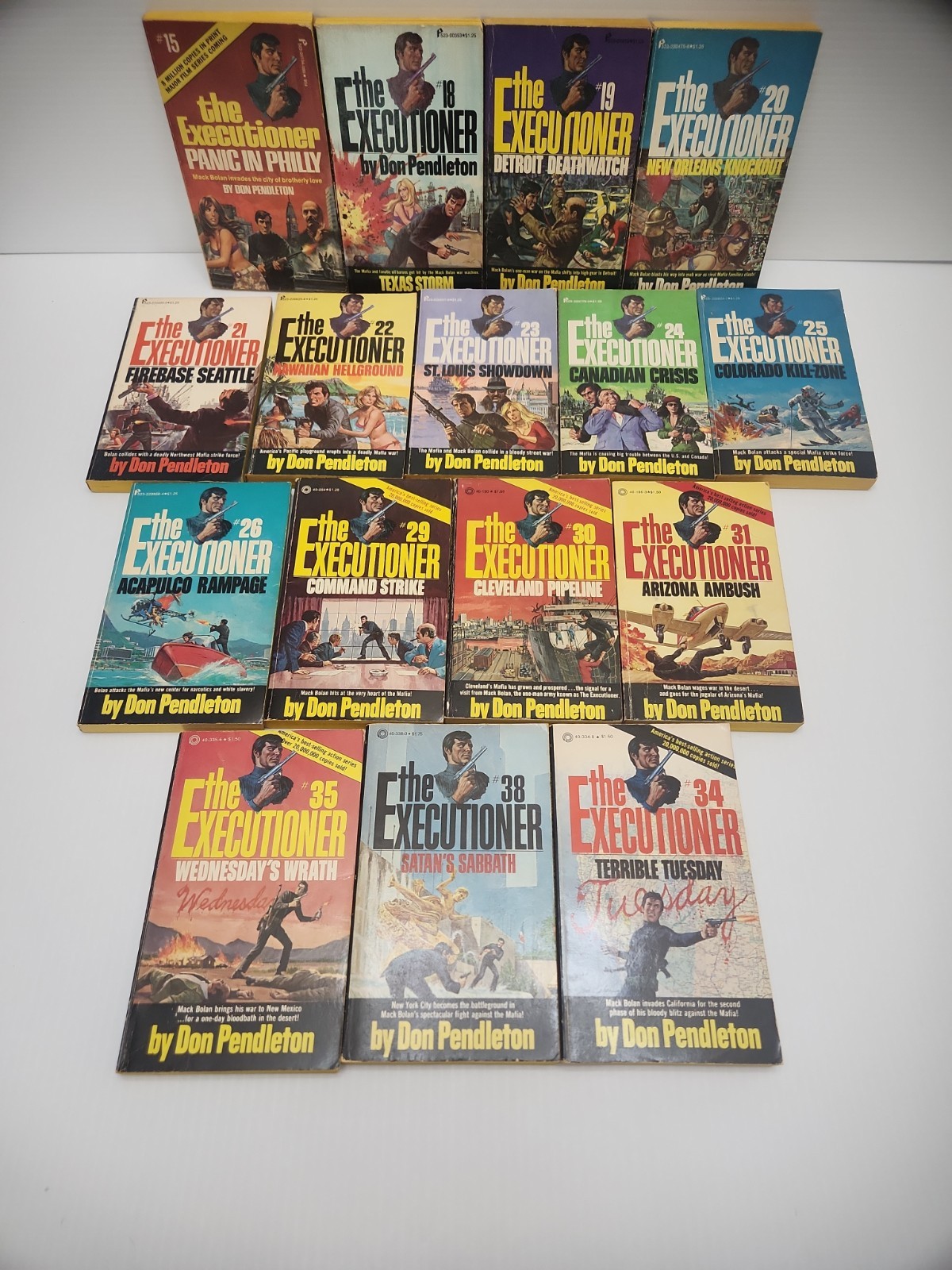 Don Pendleton Mack Bolan The Executioner Lot #14 #15 #18-26 #29-#32 #34 #35 #38