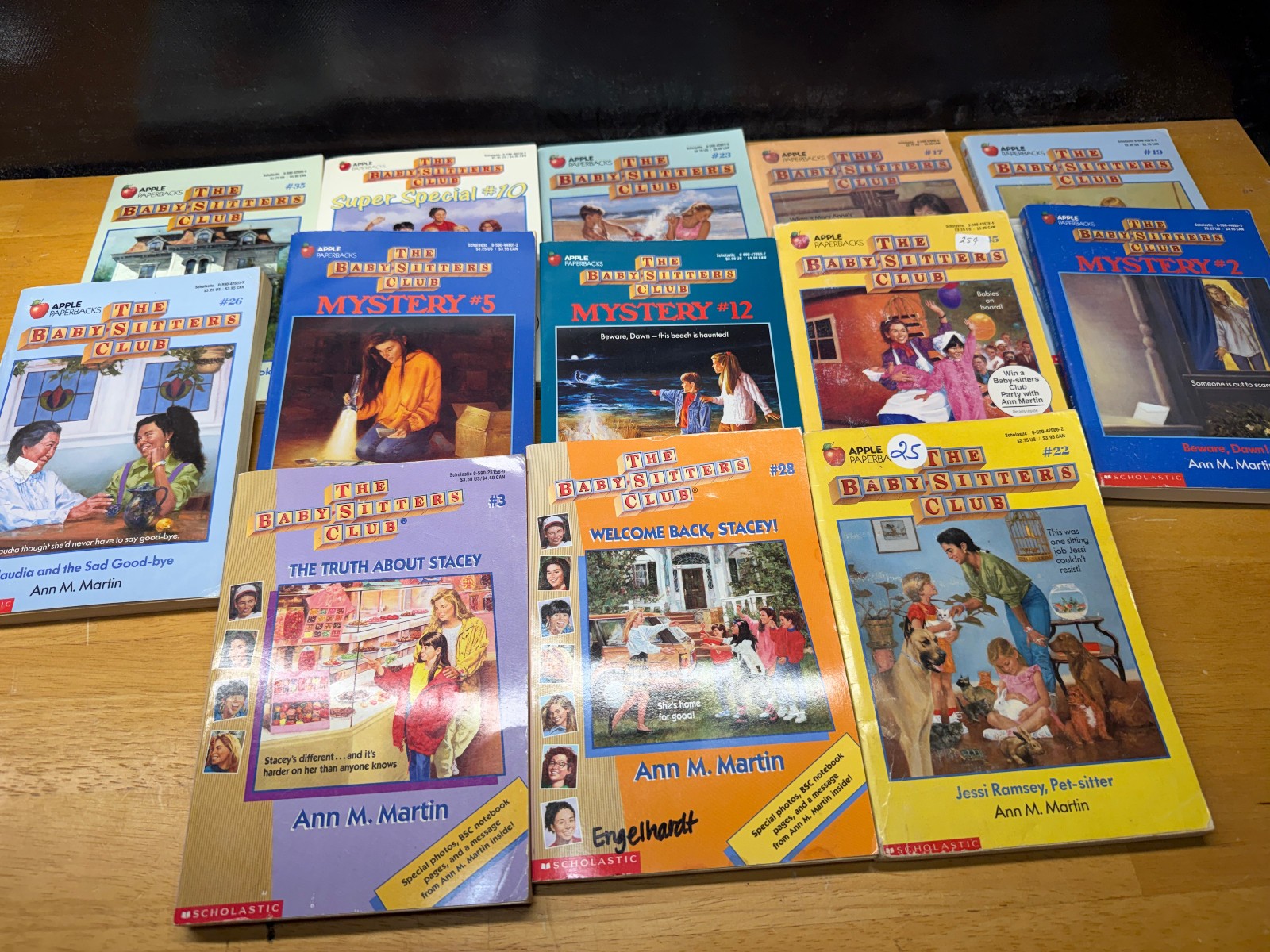 Scholastic The Babysitters Club By Ann M. Martin Lot of 13 Books MYSTERY Special
