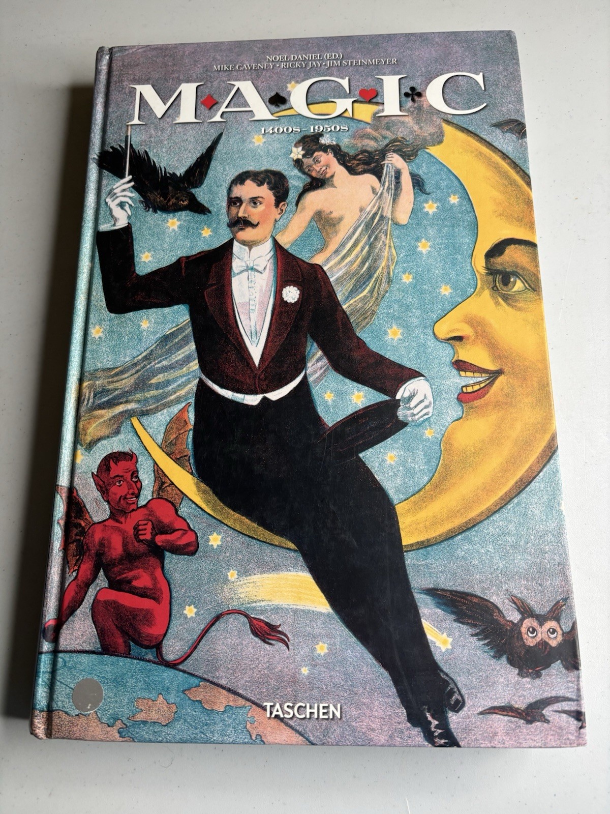 Magic Hardcover 1400S-1950S Taschen Color Advertisement Illustrations Caveney
